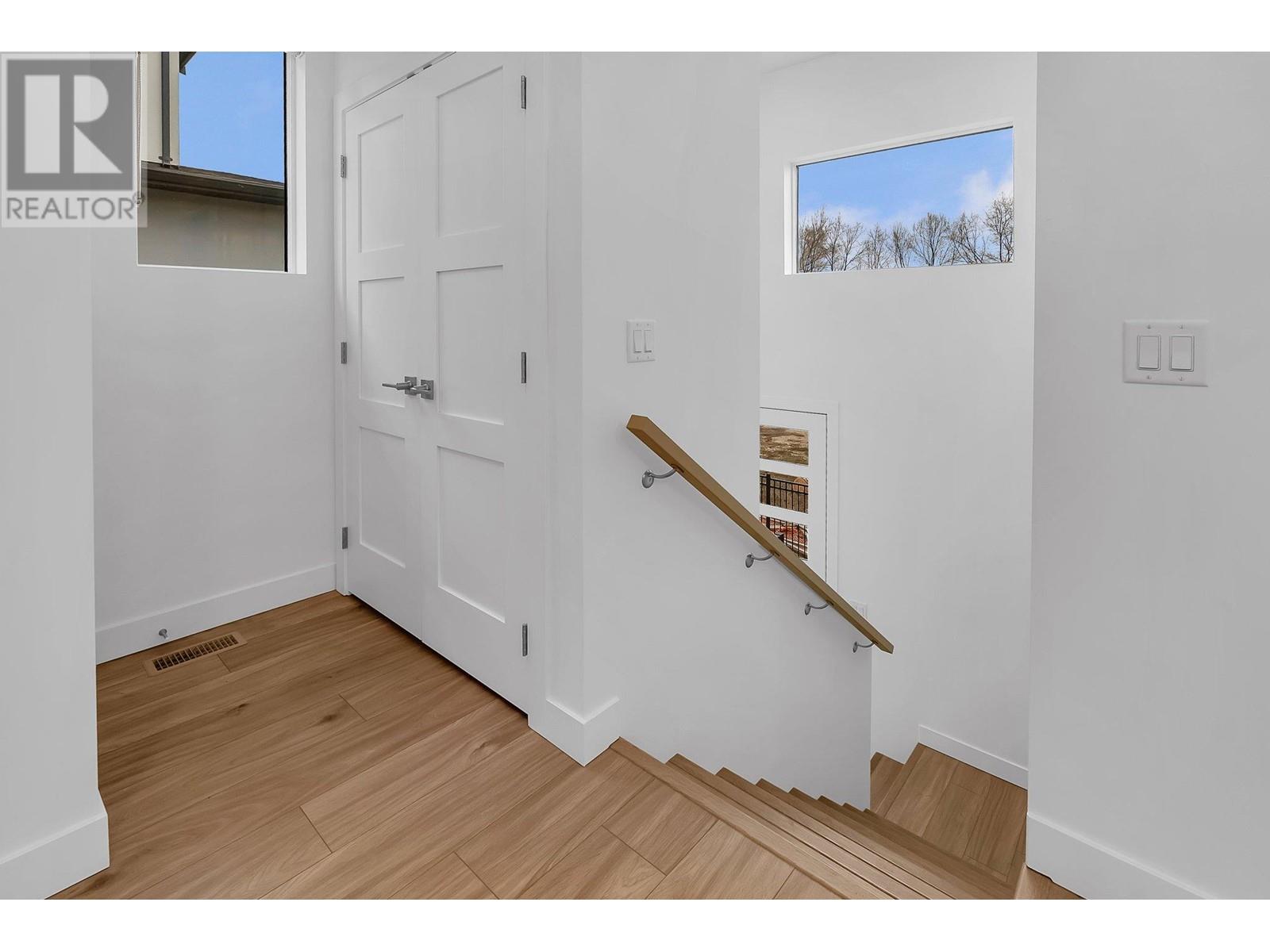 Property at 1225 Findlay Road Unit# 14 image 2