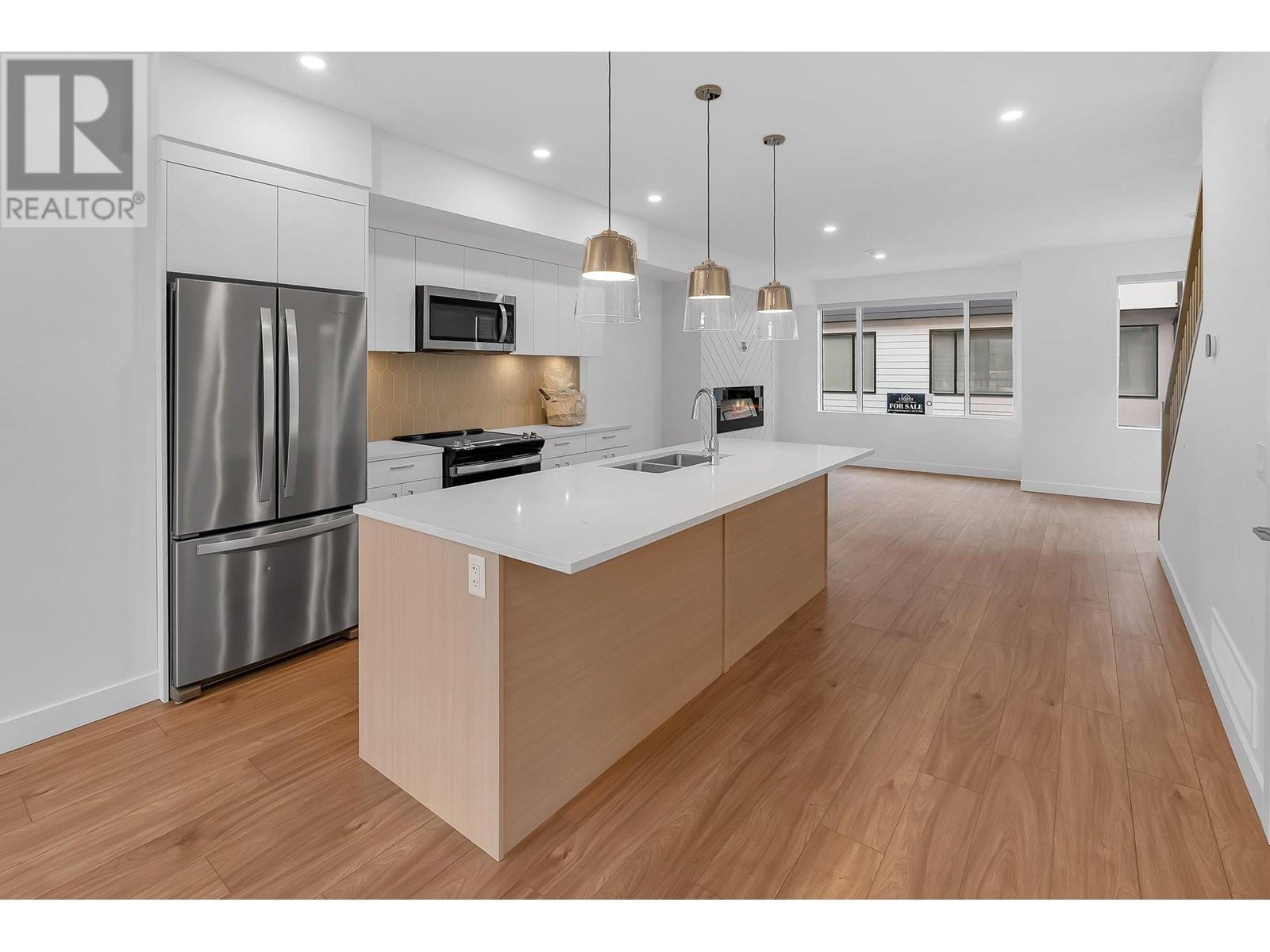 Property at 1225 Findlay Road Unit# 14 image 3