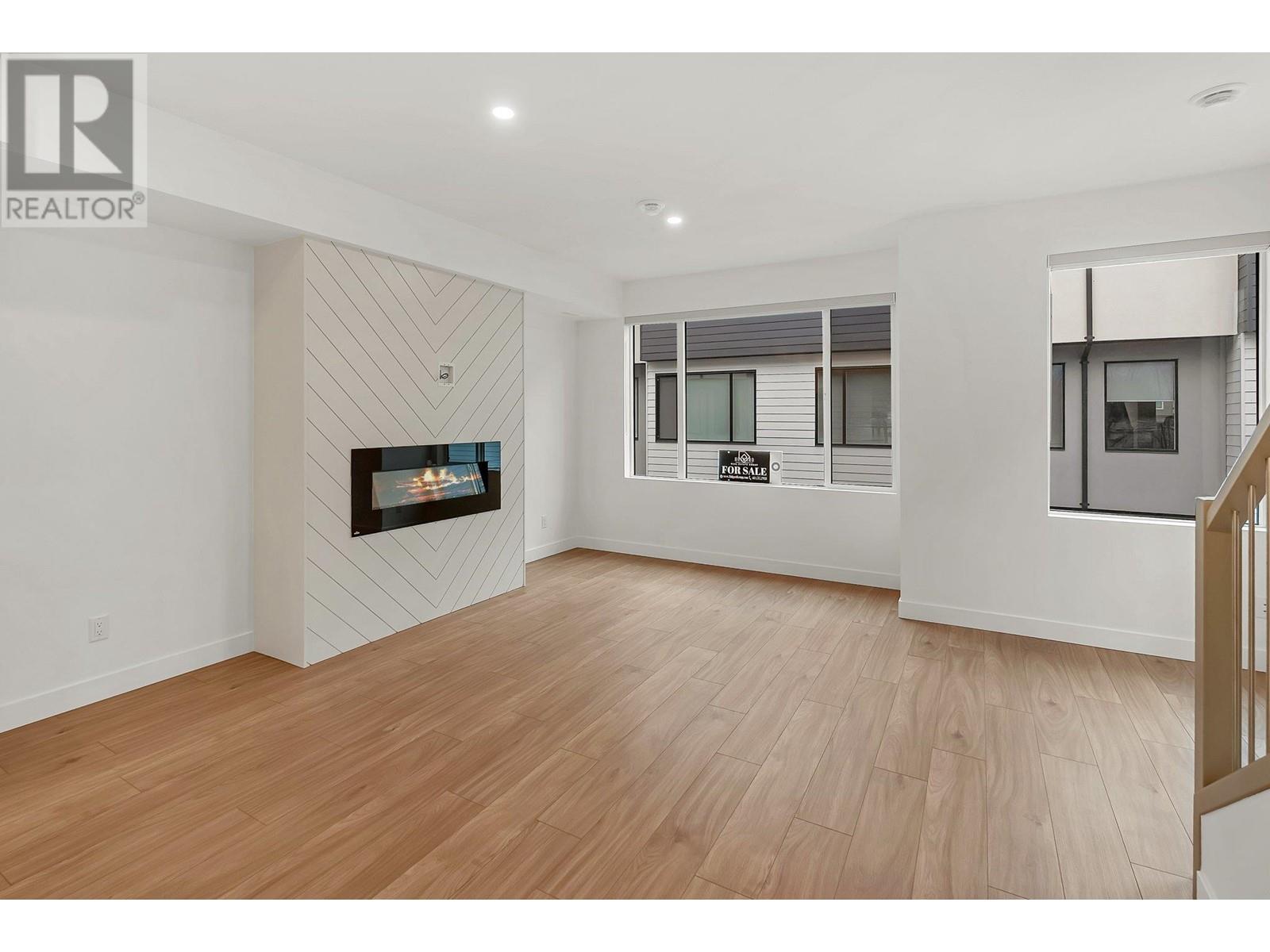 Property at 1225 Findlay Road Unit# 14 image 5
