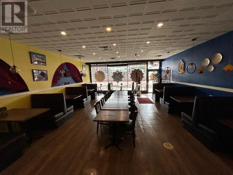 Listing Picture 5 of 6 : 147 E BROADWAY, Vancouver / 溫哥華 - 魯藝地產 Yvonne Lu Group - MLS Medallion Club Member