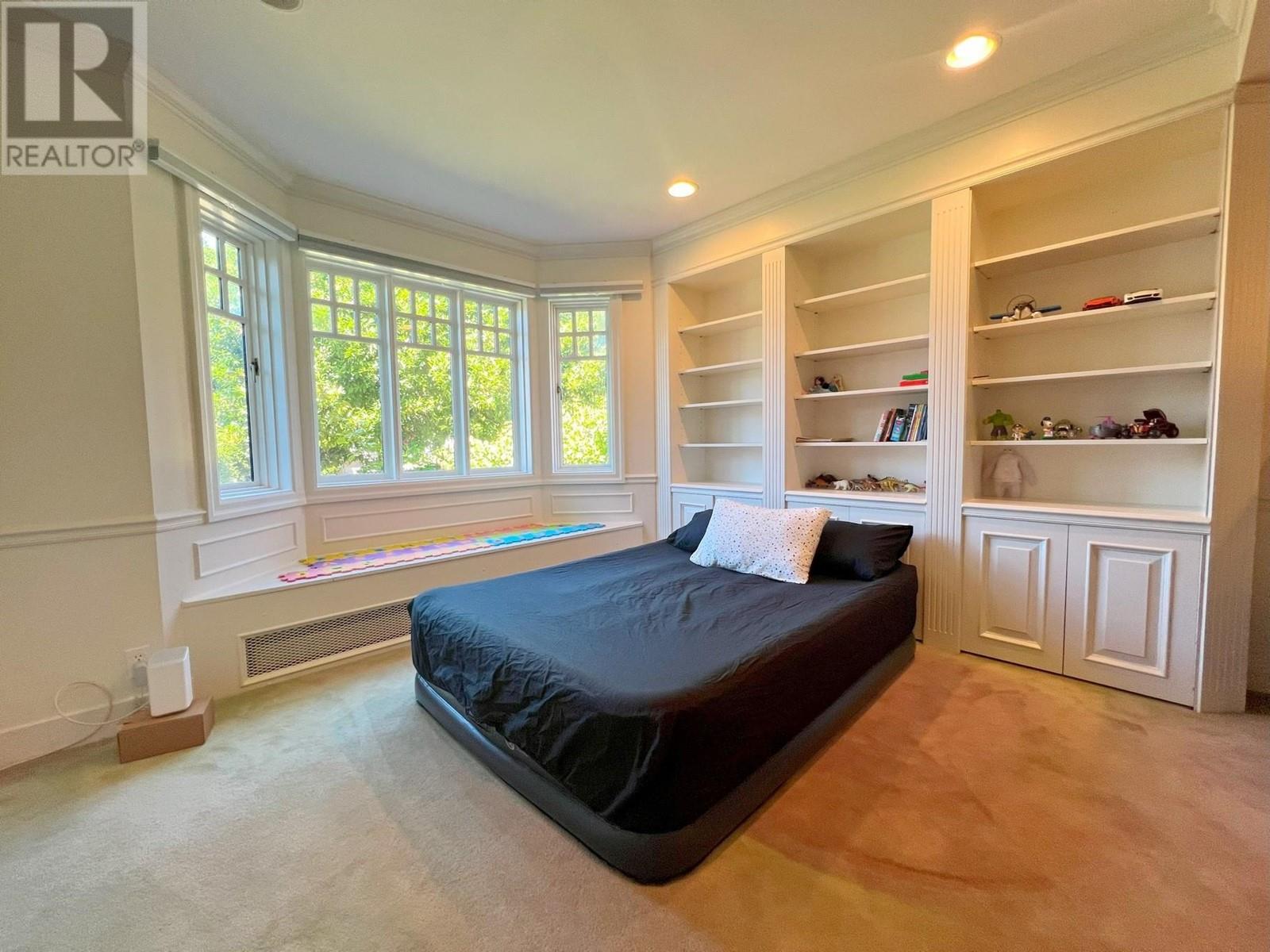 Listing Picture 17 of 21 : 3075 W 36TH AVENUE, Vancouver / 溫哥華 - 魯藝地產 Yvonne Lu Group - MLS Medallion Club Member