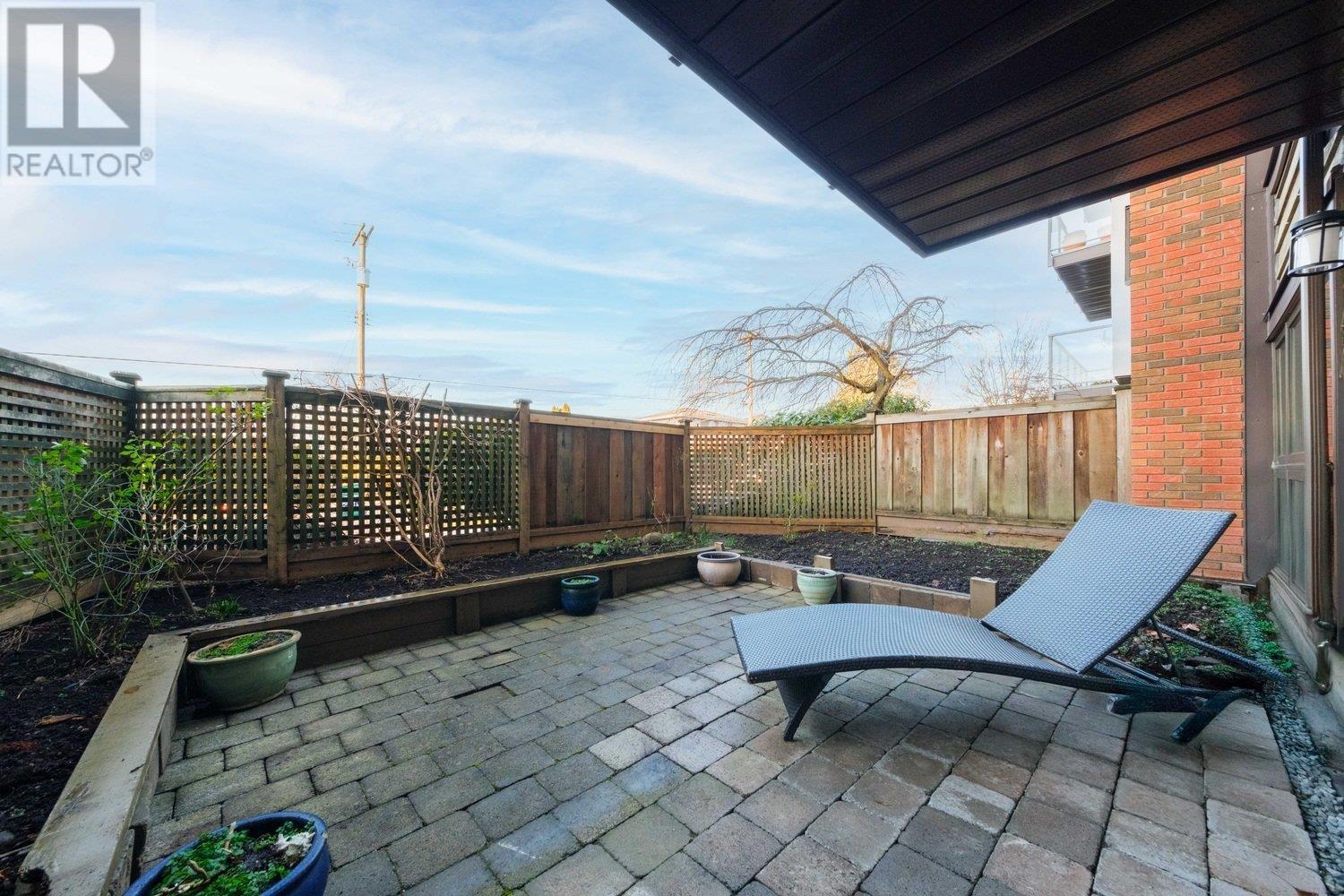 Listing Picture 22 of 27 : 103 2366 WALL STREET, Vancouver / 溫哥華 - 魯藝地產 Yvonne Lu Group - MLS Medallion Club Member