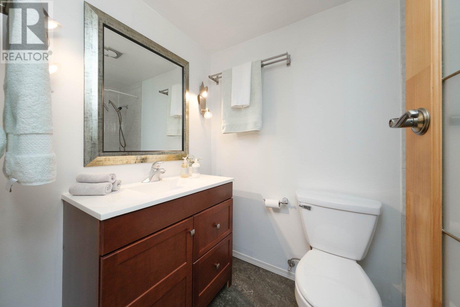 Listing Picture 19 of 27 : 103 2366 WALL STREET, Vancouver / 溫哥華 - 魯藝地產 Yvonne Lu Group - MLS Medallion Club Member