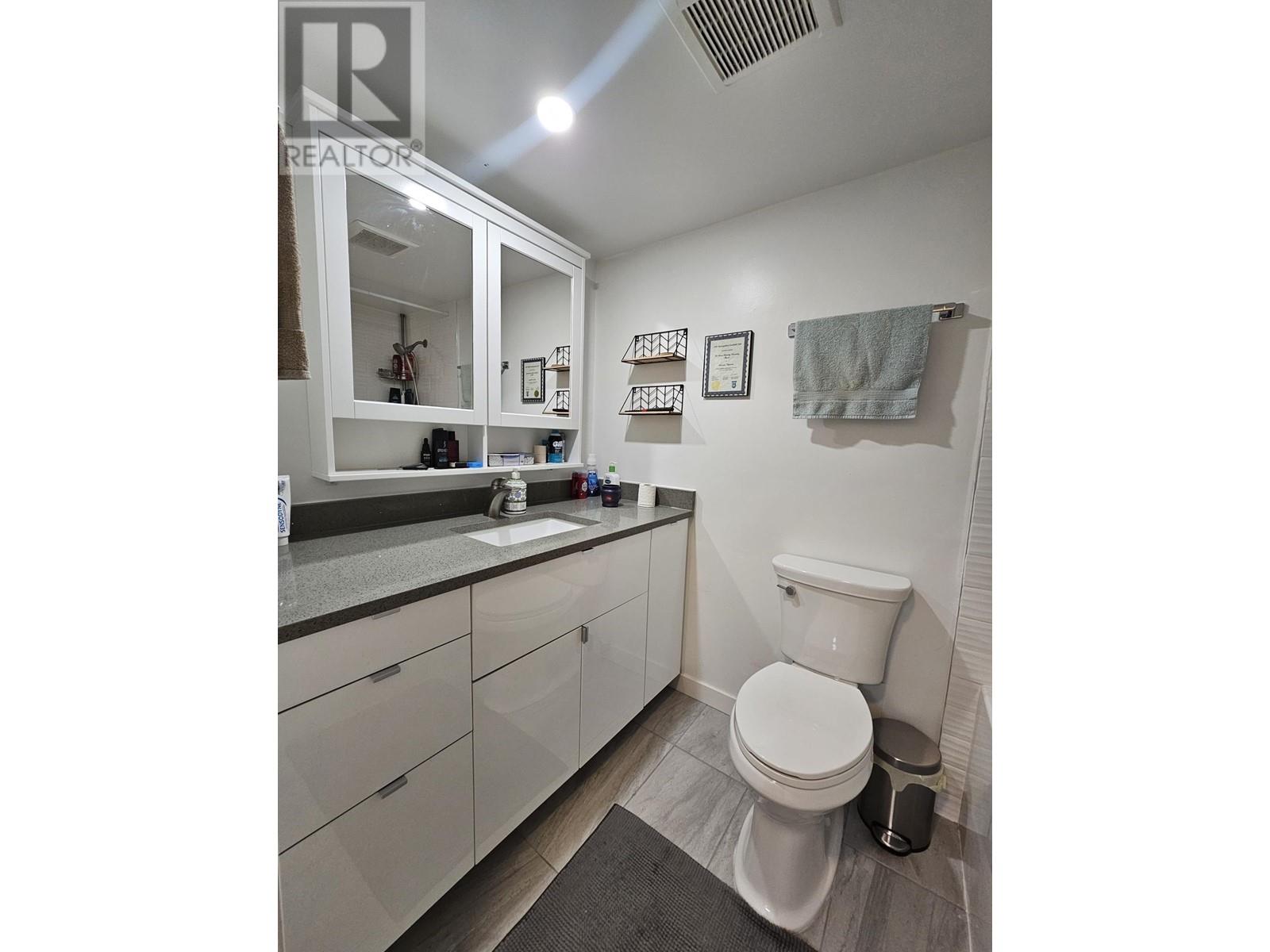 306 1396 Burnaby Street, Vancouver, British Columbia  V6E 1P9 - Photo 13 - R2961298