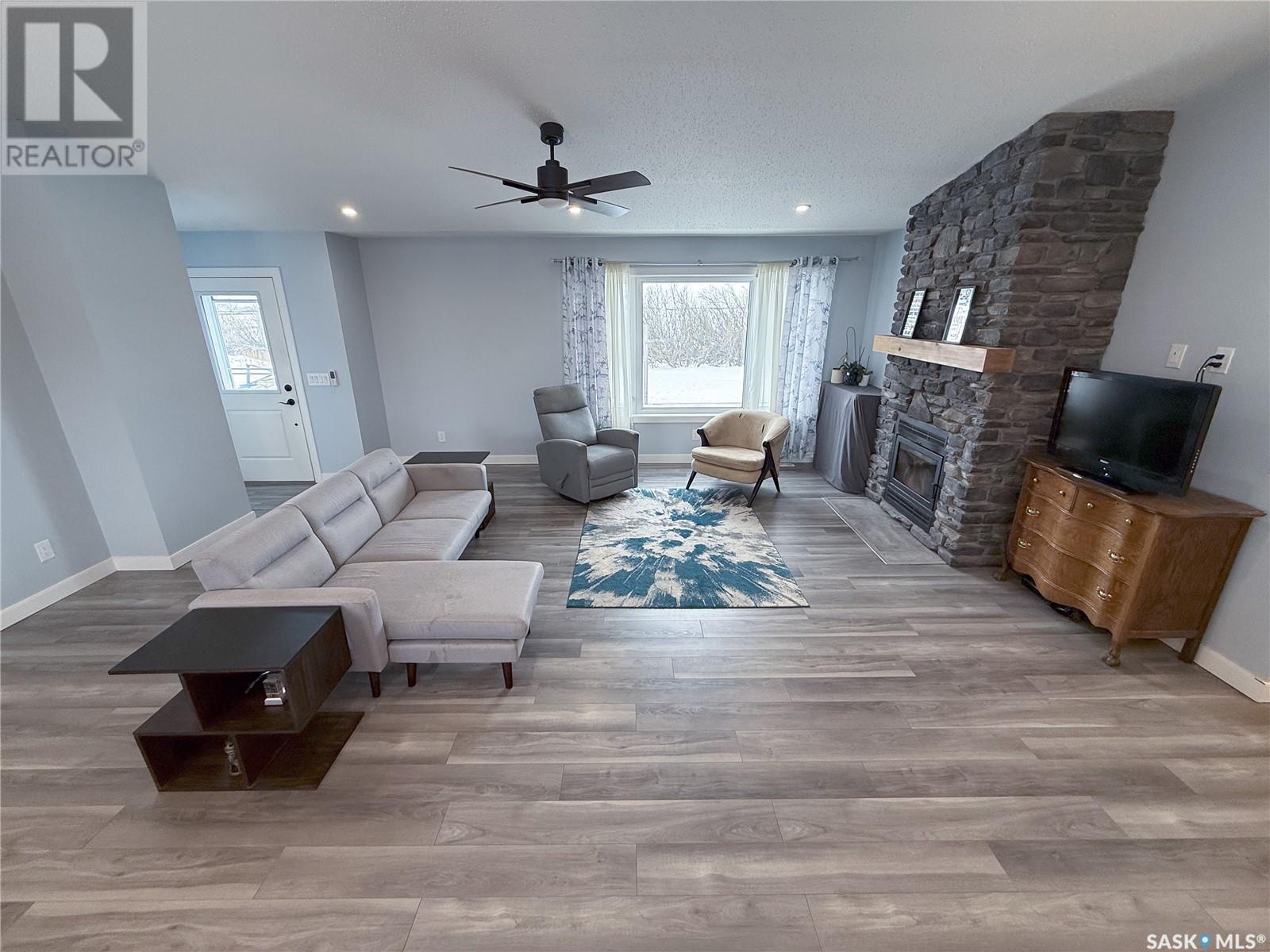 Hazlet Acreage, Pittville Rm No. 169, Saskatchewan  S0N 1E0 - Photo 22 - SK993956