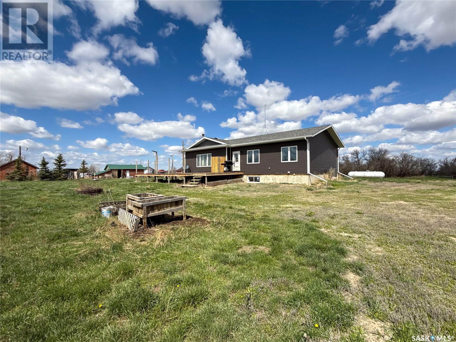 Hazlet Acreage, Pittville Rm No. 169, Saskatchewan  S0N 1E0 - Photo 4 - SK993956