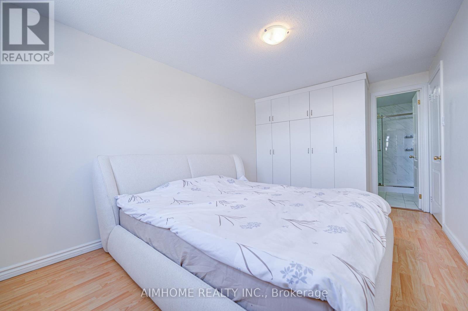 53 Wayside Avenue, Toronto, Ontario  M1V 1N2 - Photo 23 - E11950316