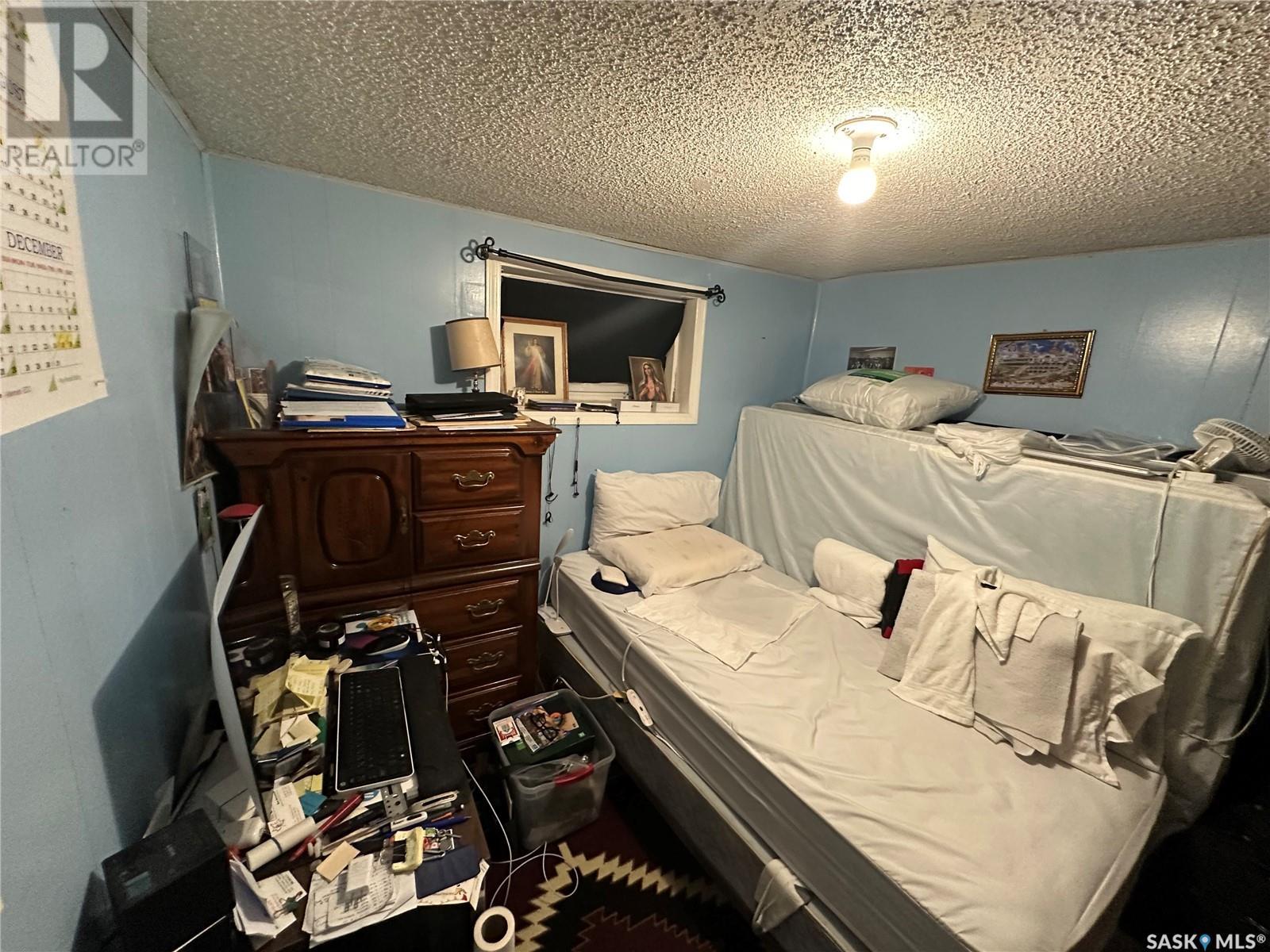 2101 & 2103 Halifax Street, Regina, Saskatchewan  S4P 1V1 - Photo 12 - SK993868