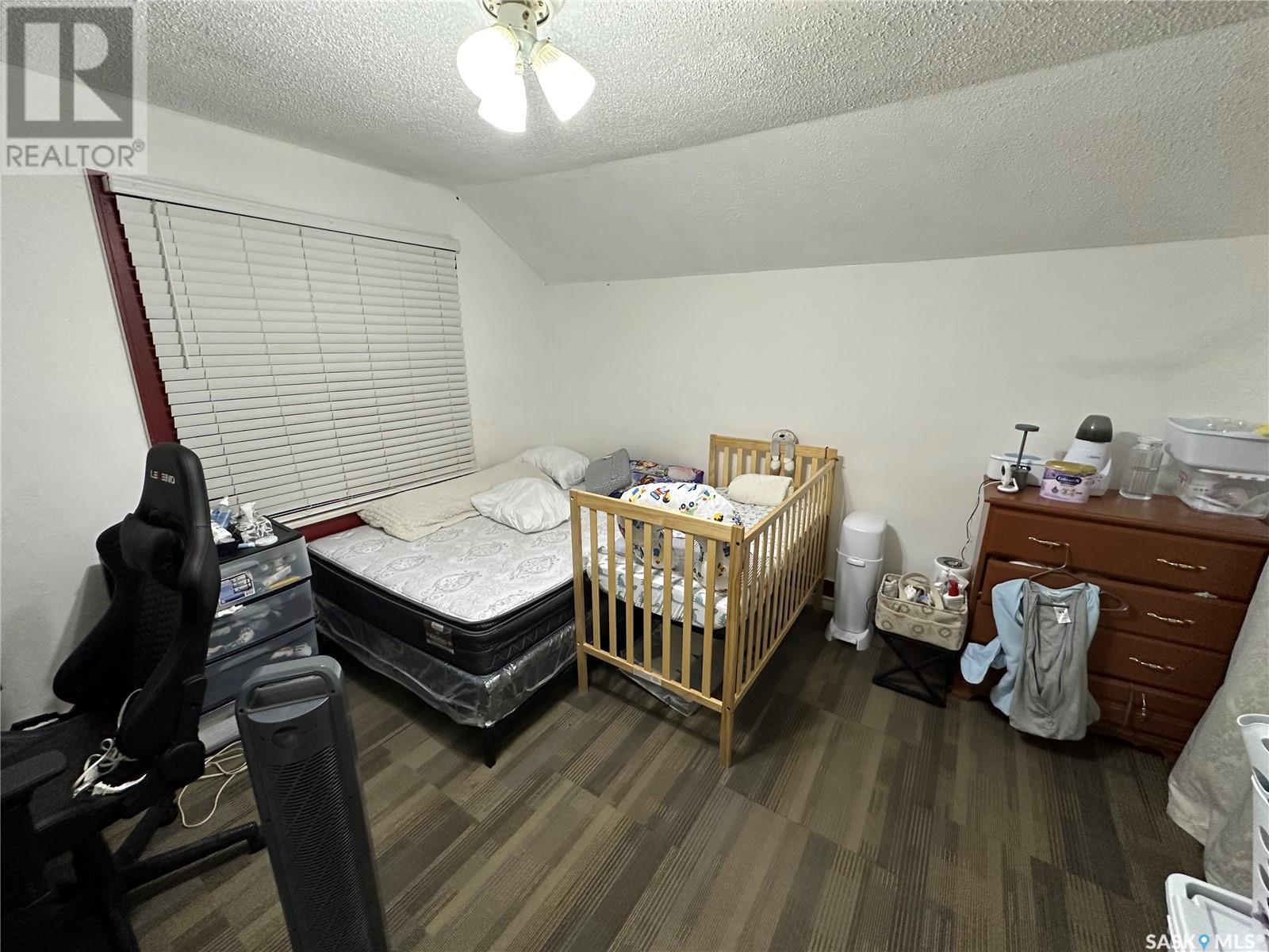 2101 & 2103 Halifax Street, Regina, Saskatchewan  S4P 1V1 - Photo 16 - SK993868