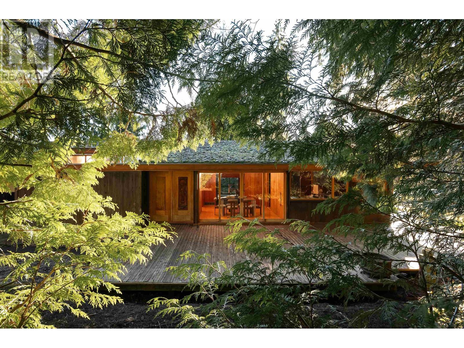 Property at 3526 EVERGLADE PLACE image 2