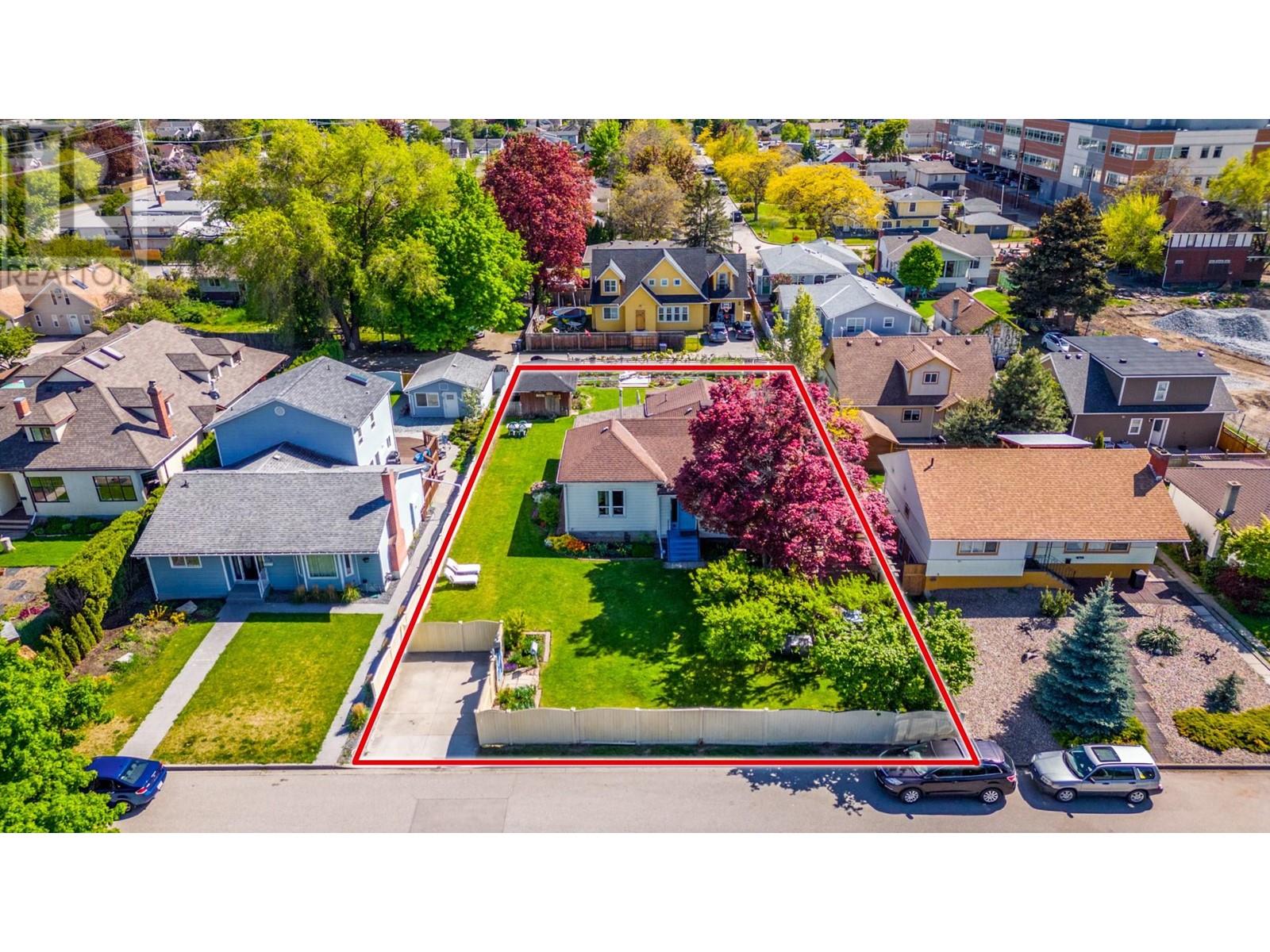 Property at 607 Glenwood Avenue image 1
