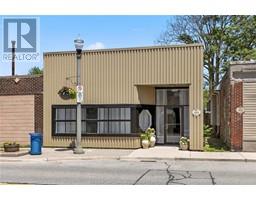 988 DROUILLARD, Windsor, Ontario