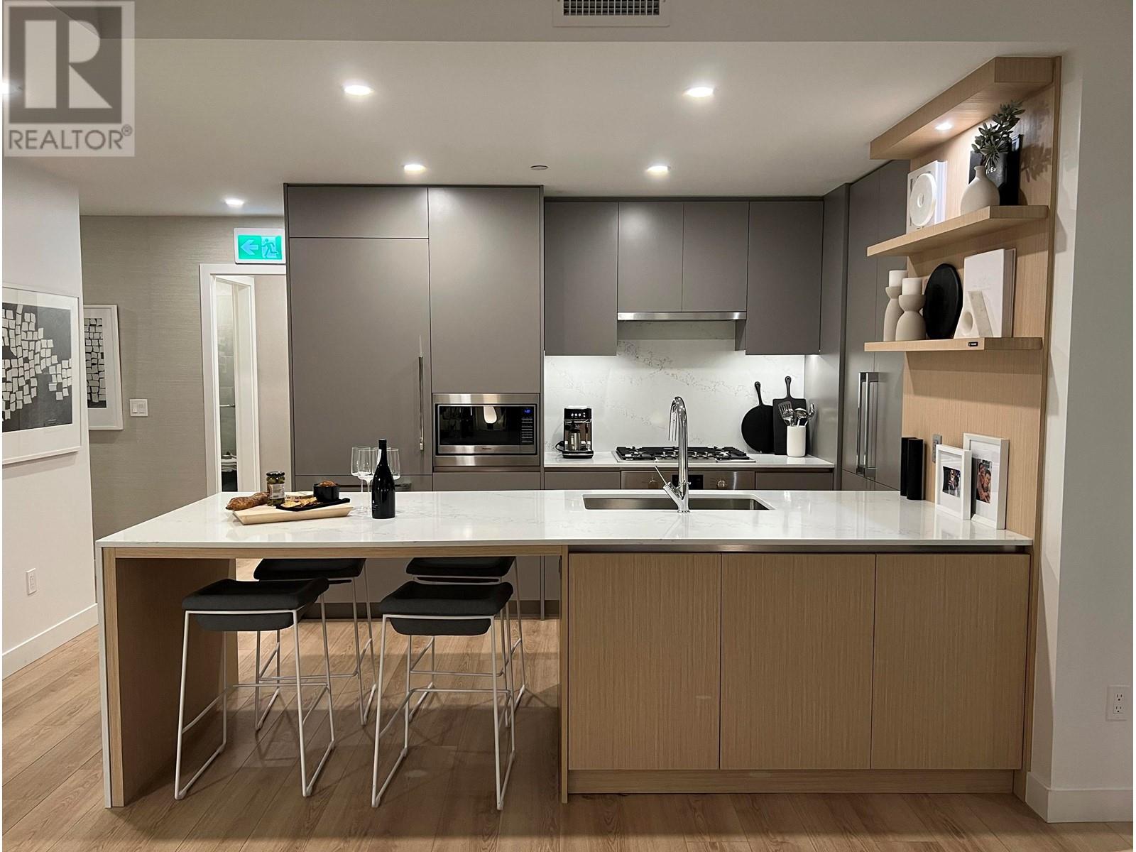 Listing Picture 6 of 29 : 1506 7977 LANSDOWNE AVENUE, Richmond / 烈治文 - 魯藝地產 Yvonne Lu Group - MLS Medallion Club Member