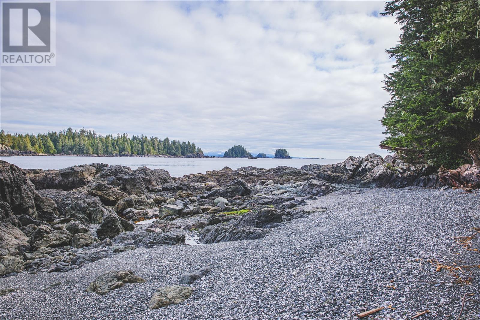0 Francis Island, Ucluelet, British Columbia  V0R 3A0 - Photo 16 - 955496
