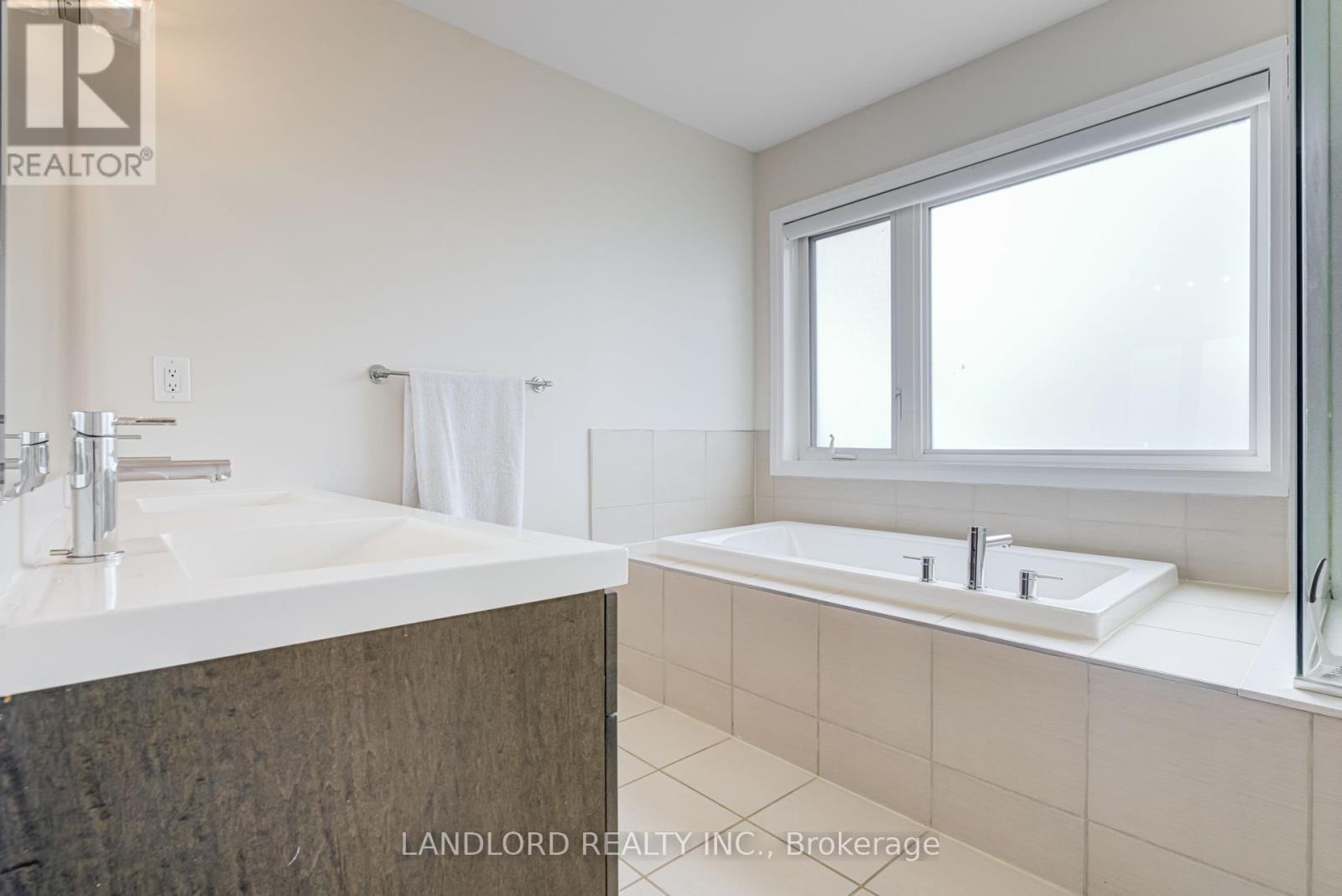 7 - 50 Thomas Mulholland Drive, Toronto, Ontario  M3K 0A6 - Photo 15 - W11936112