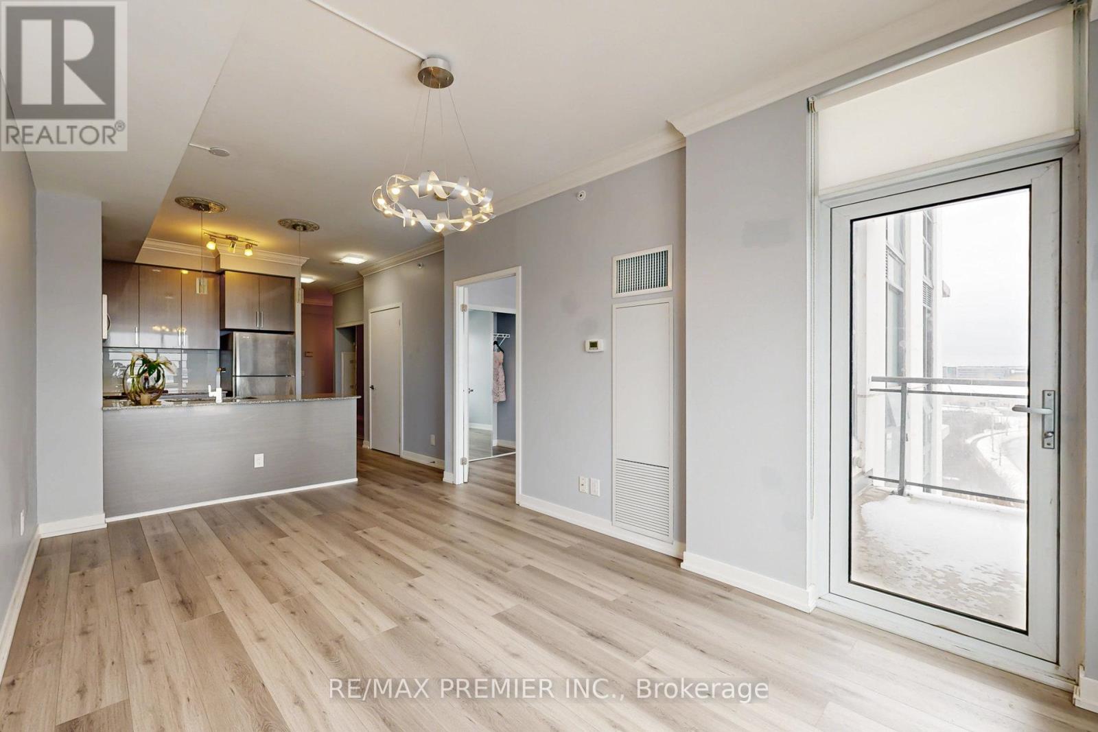 610 - 840 Queen's Plate Drive, Toronto, Ontario  M9W 0E7 - Photo 15 - W11948392