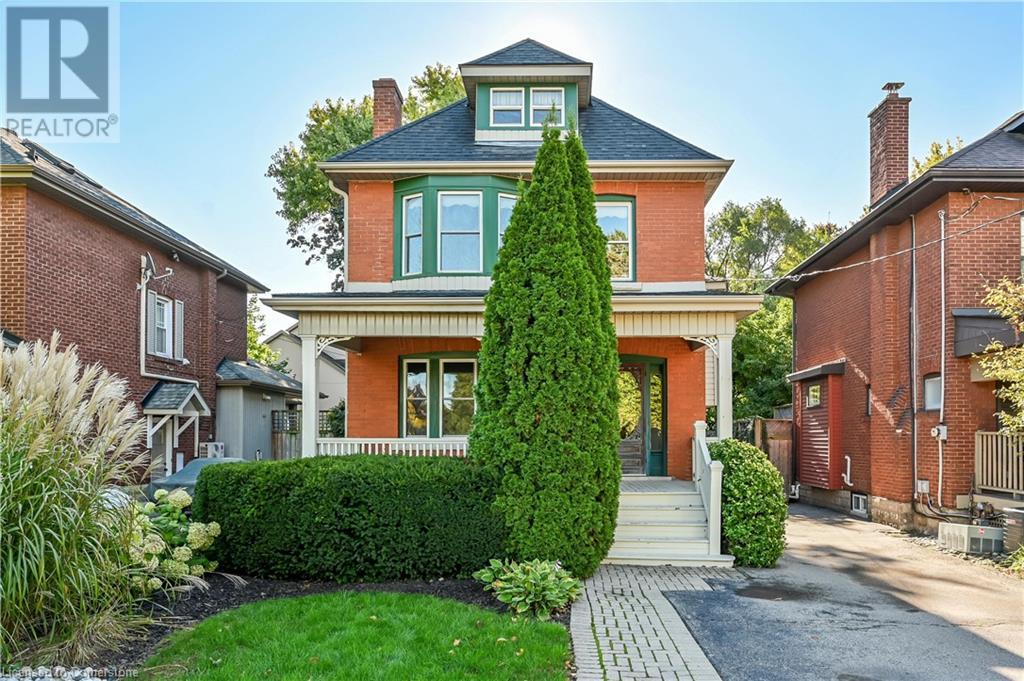 Property at 2114 CAROLINE Street image 1