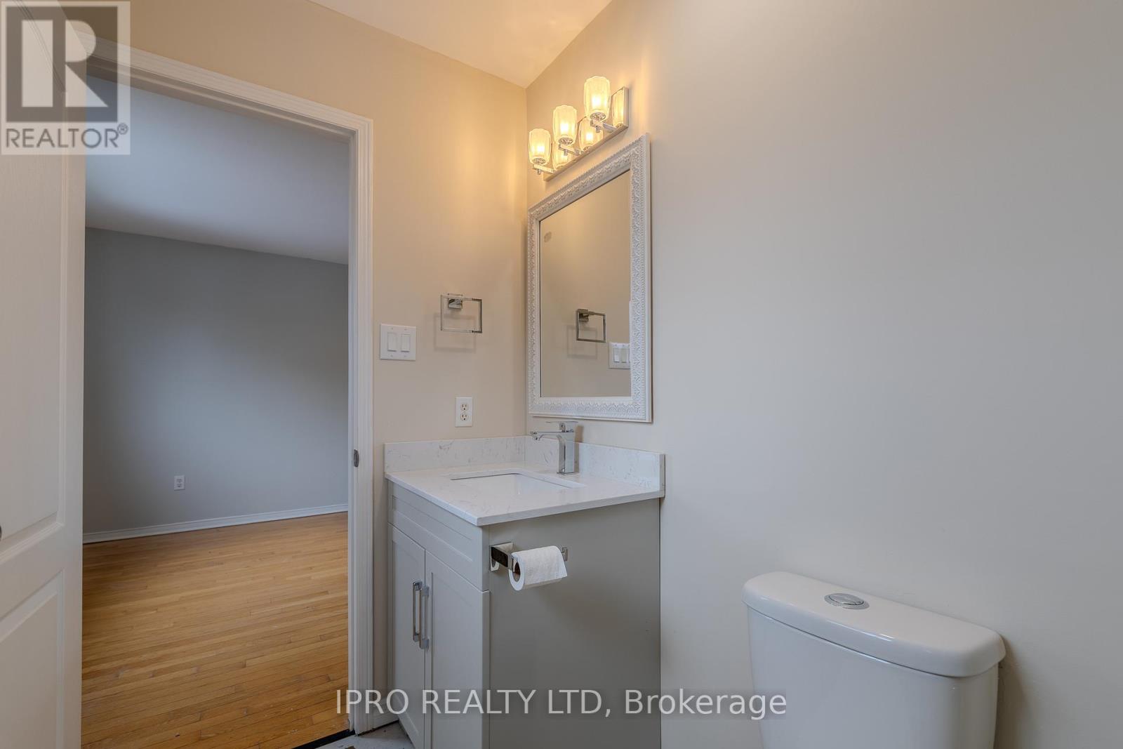 5244 Bushelgrove Circle, Mississauga, Ontario  L5M 6C5 - Photo 21 - W11950566