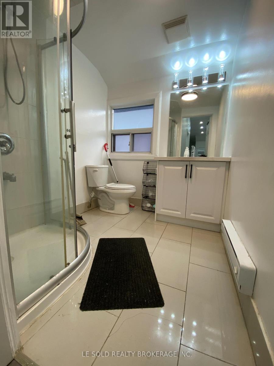 1 Bdrm - 281 Hallam Street, Toronto, Ontario  M6H 2T7 - Photo 7 - W11950591