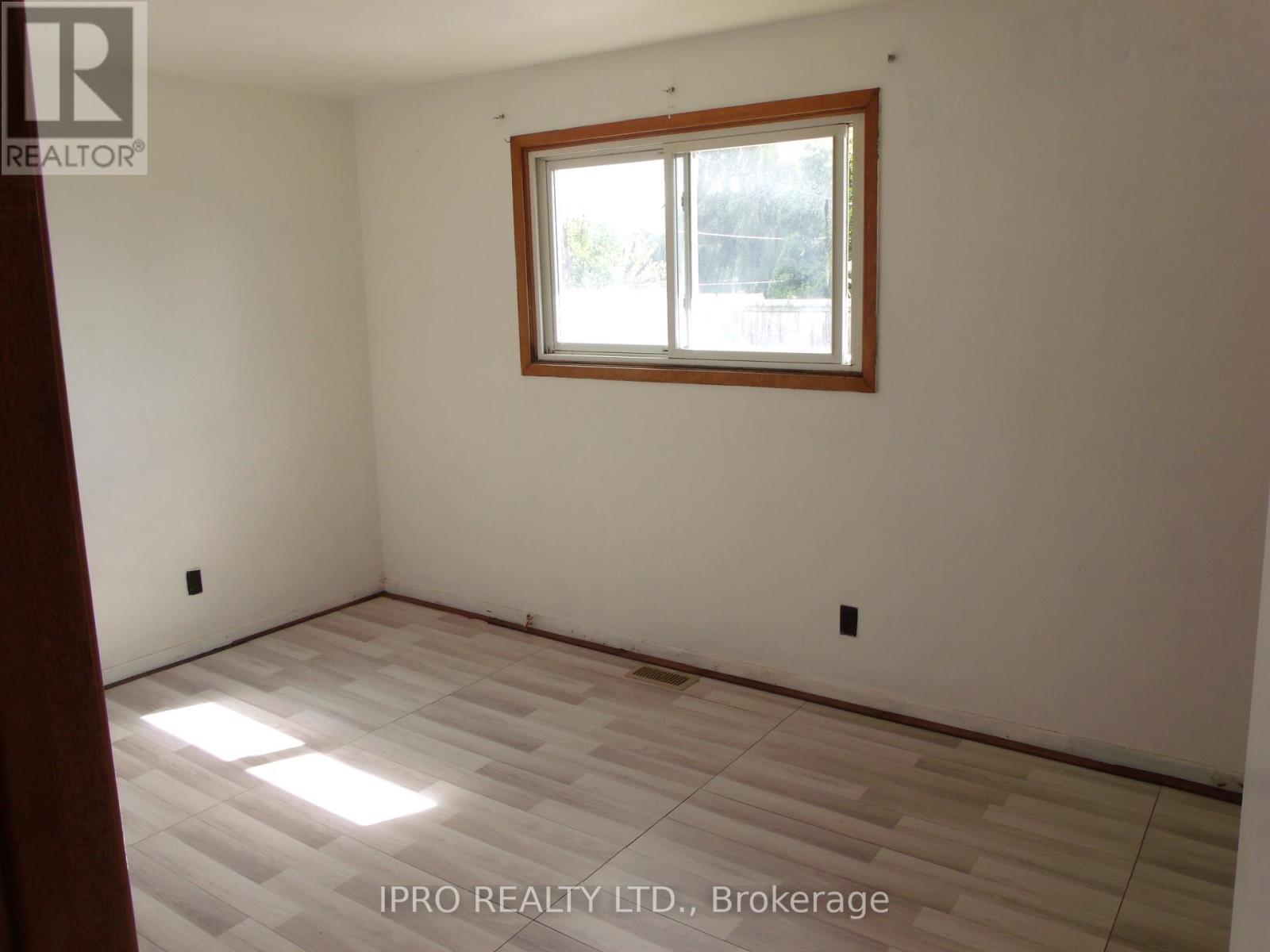 3376 Cattell Drive, Niagara Falls, Ontario  L2G 6M9 - Photo 11 - X11950580