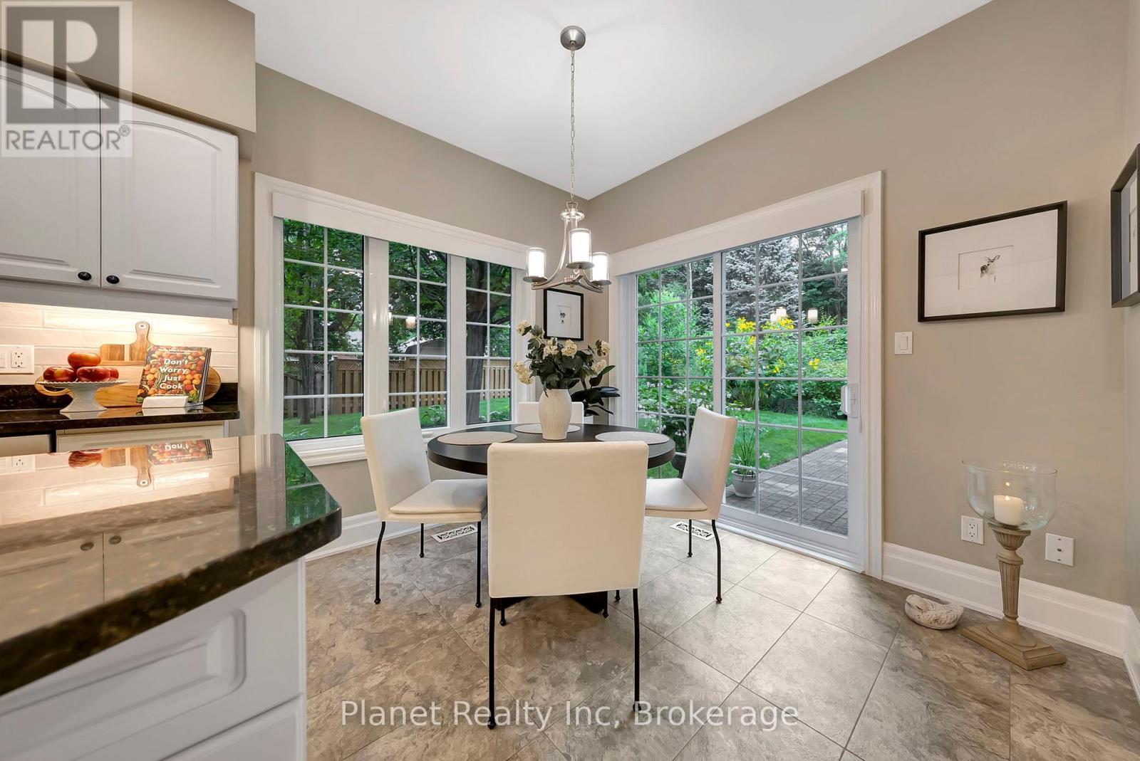 11 - 25 Manor Park Crescent, Guelph, Ontario  N1G 1A2 - Photo 9 - X11948511