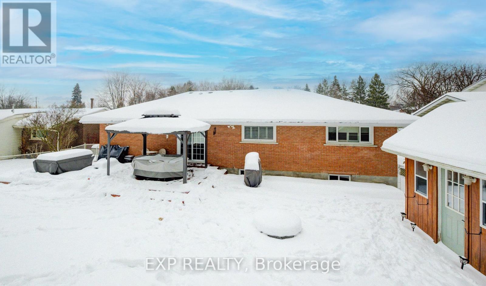 67 Warren Road, Kitchener, Ontario  N2M 4T6 - Photo 29 - X11950737