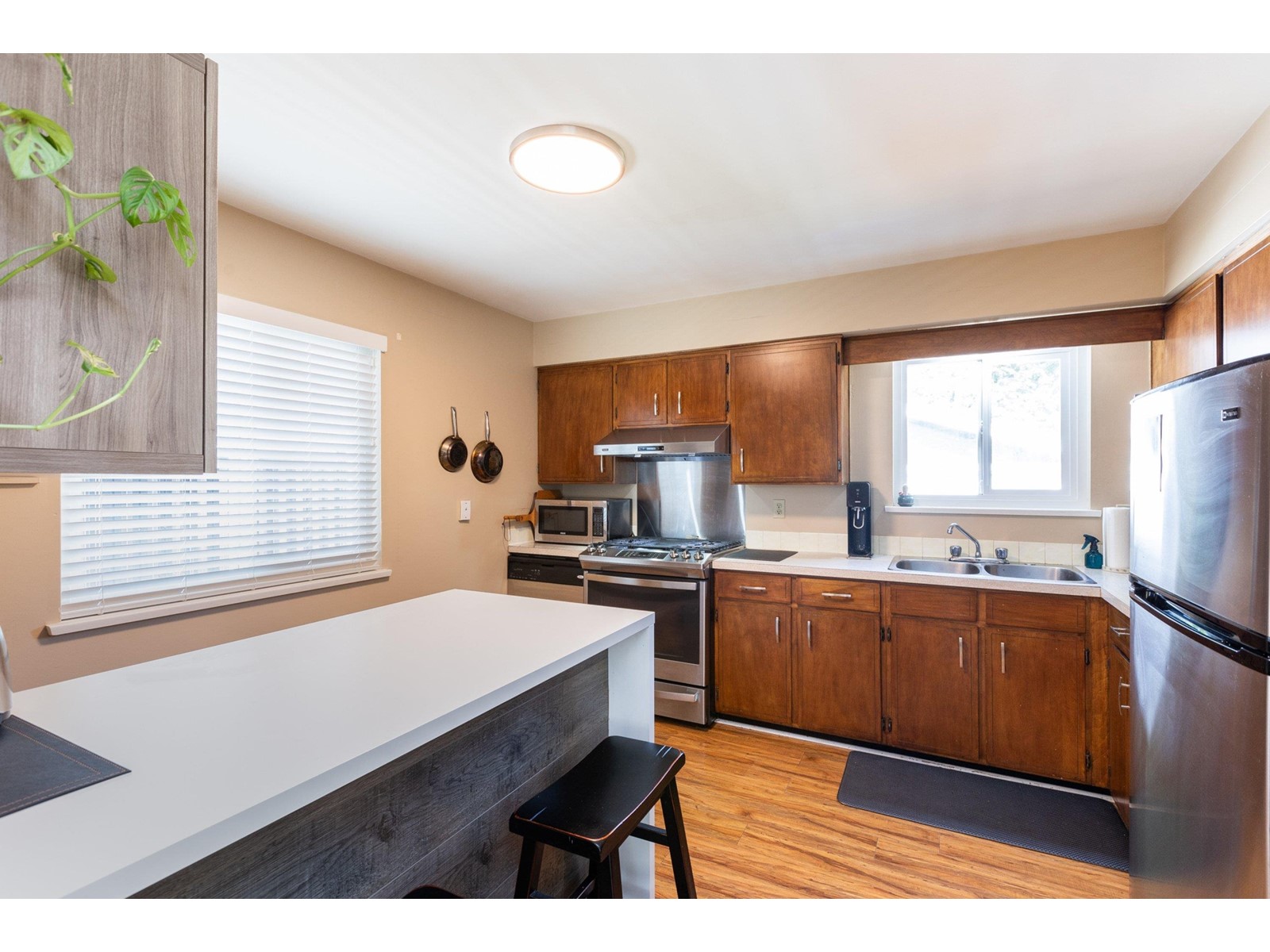 15873 Vine Avenue, White Rock, British Columbia  V4B 2T5 - Photo 7 - R2962405
