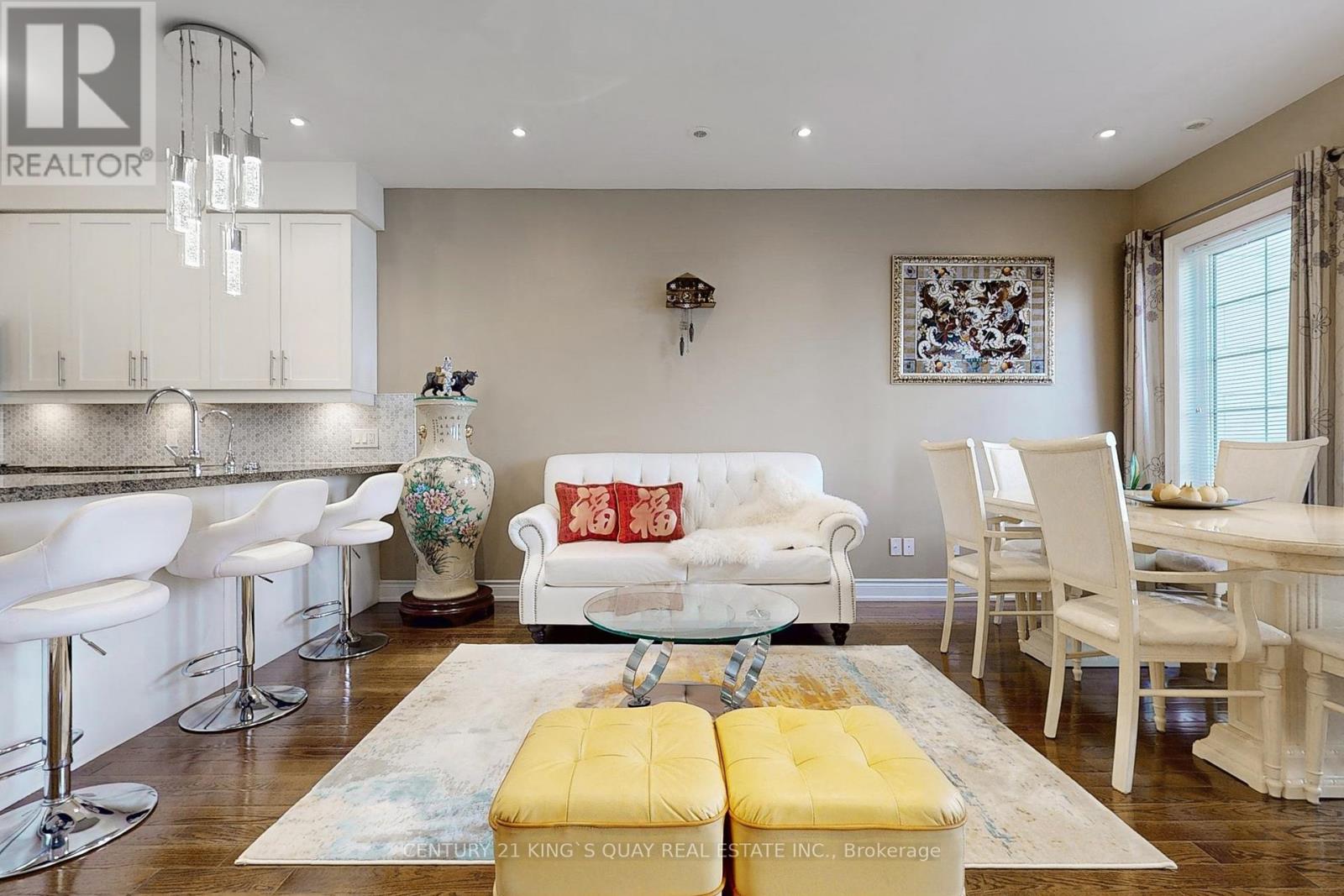 Property at 15 - 40 HARGRAVE LANE image 4