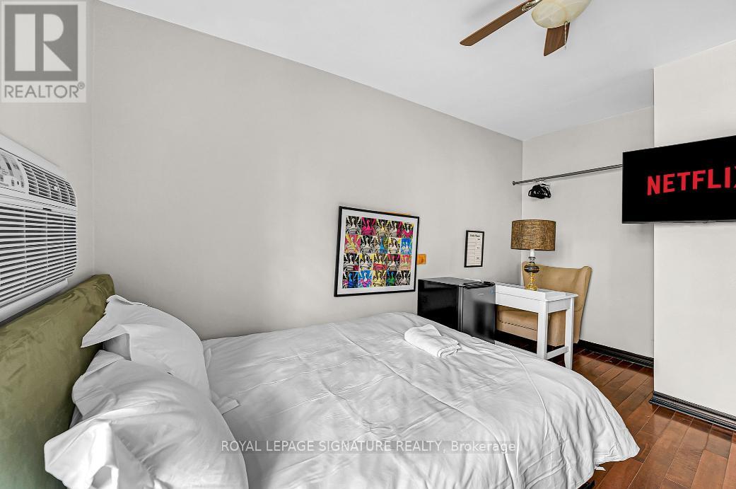 2 Monteith Street, Toronto, Ontario  M4Y 1K7 - Photo 20 - C11950762