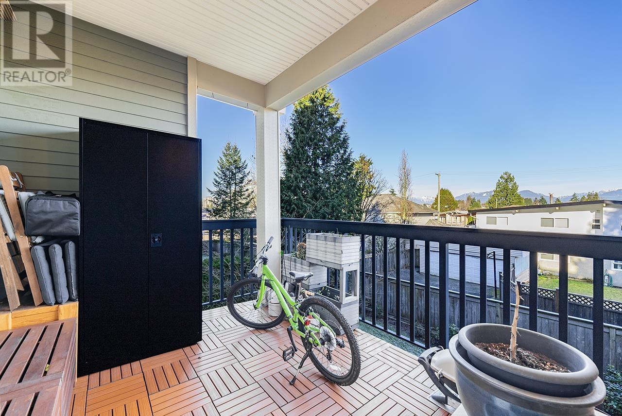 Listing Picture 17 of 25 : 205 3895 SANDELL STREET, Burnaby / 本拿比 - 魯藝地產 Yvonne Lu Group - MLS Medallion Club Member
