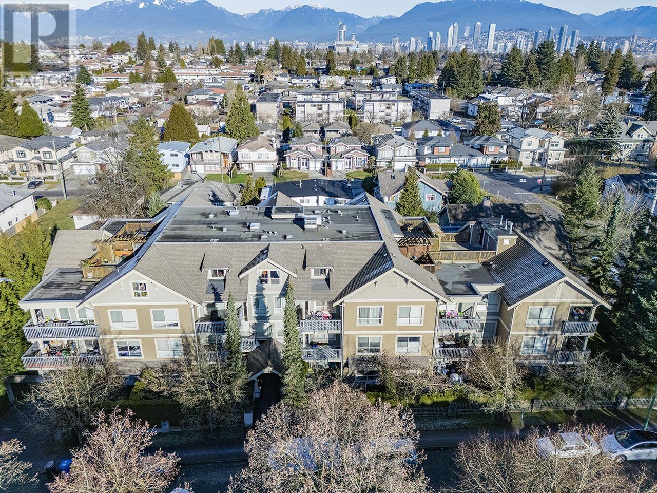 Listing Picture 20 of 25 : 205 3895 SANDELL STREET, Burnaby / 本拿比 - 魯藝地產 Yvonne Lu Group - MLS Medallion Club Member