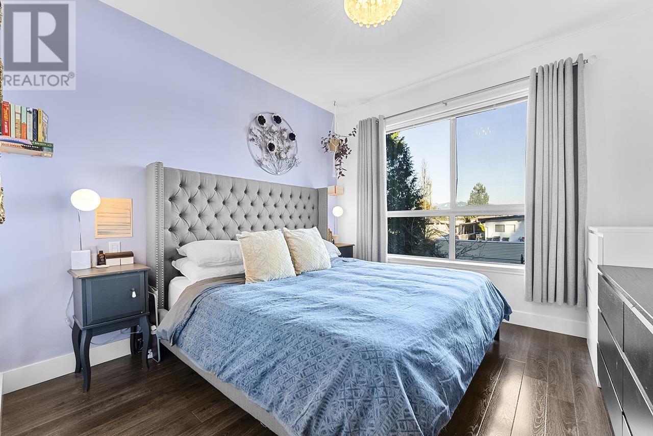Listing Picture 9 of 25 : 205 3895 SANDELL STREET, Burnaby / 本拿比 - 魯藝地產 Yvonne Lu Group - MLS Medallion Club Member