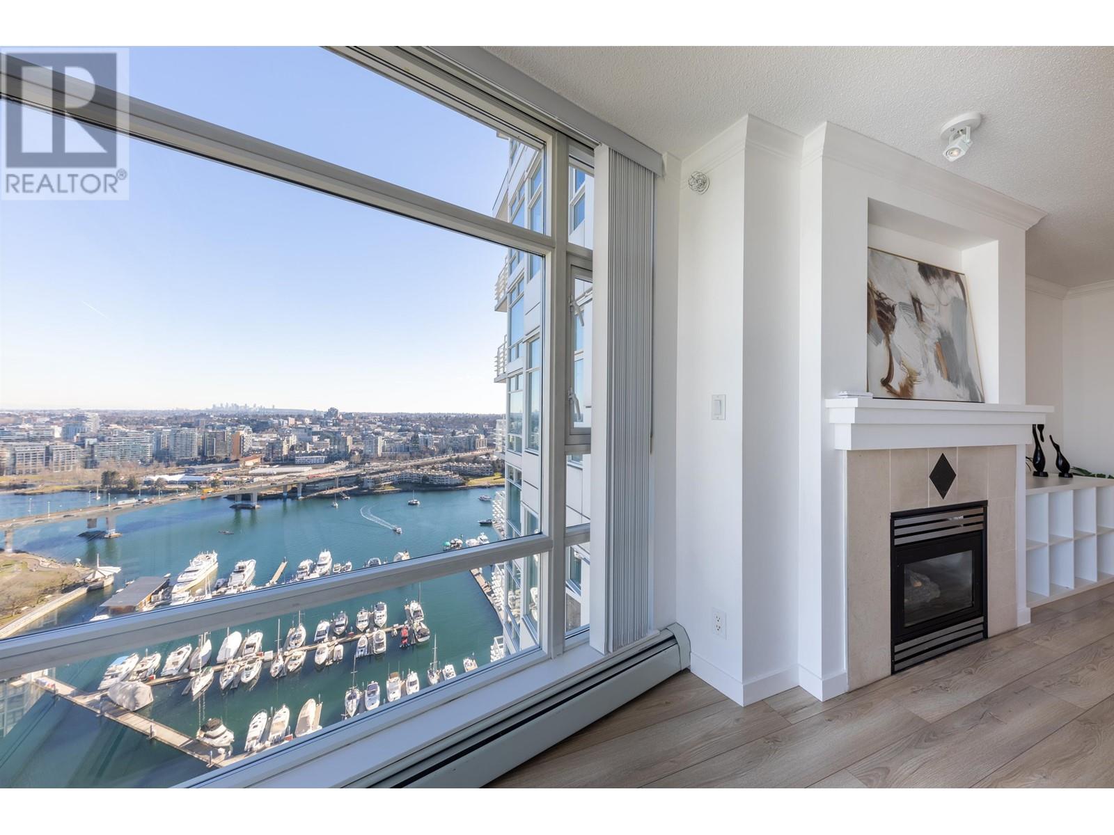 Listing Picture 14 of 40 : 3303 1199 MARINASIDE CRESCENT, Vancouver / 溫哥華 - 魯藝地產 Yvonne Lu Group - MLS Medallion Club Member