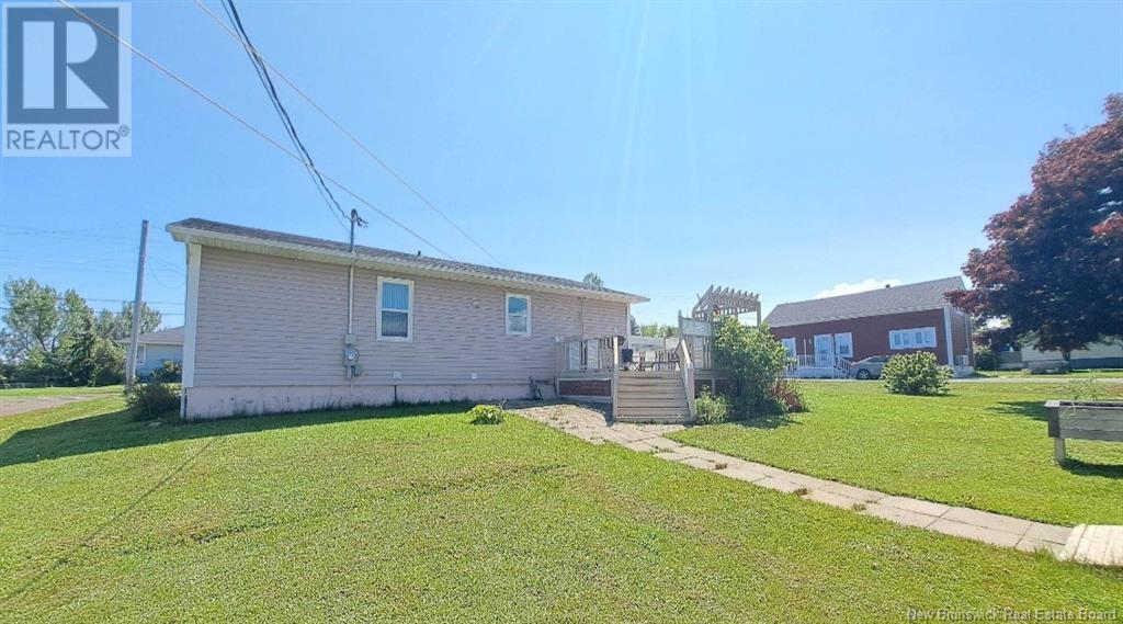 Property at 399 Rue Arseneau image 4