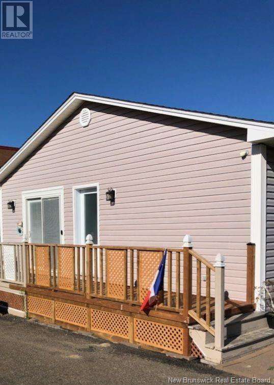 Property at 399 Rue Arseneau image 5