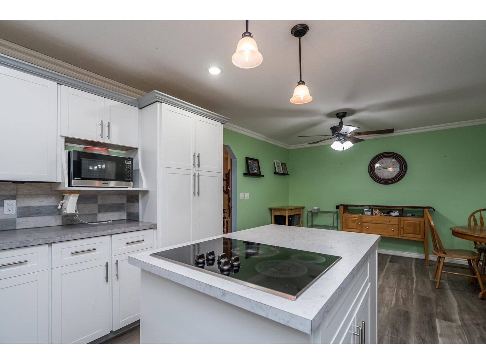 24195 60 Avenue, Langley, British Columbia  V2Z 2G5 - Photo 12 - R2962179