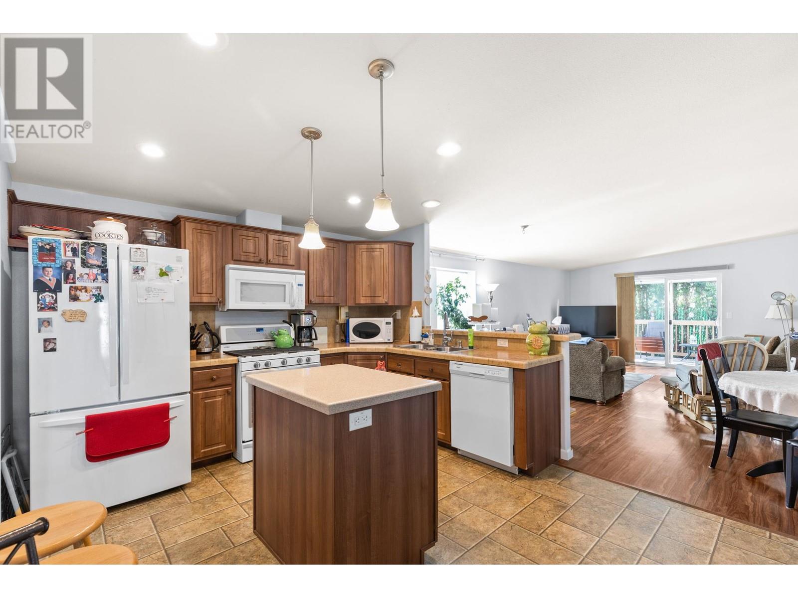 Property at 2440 Old Okanagan Highway Unit# 617 image 5