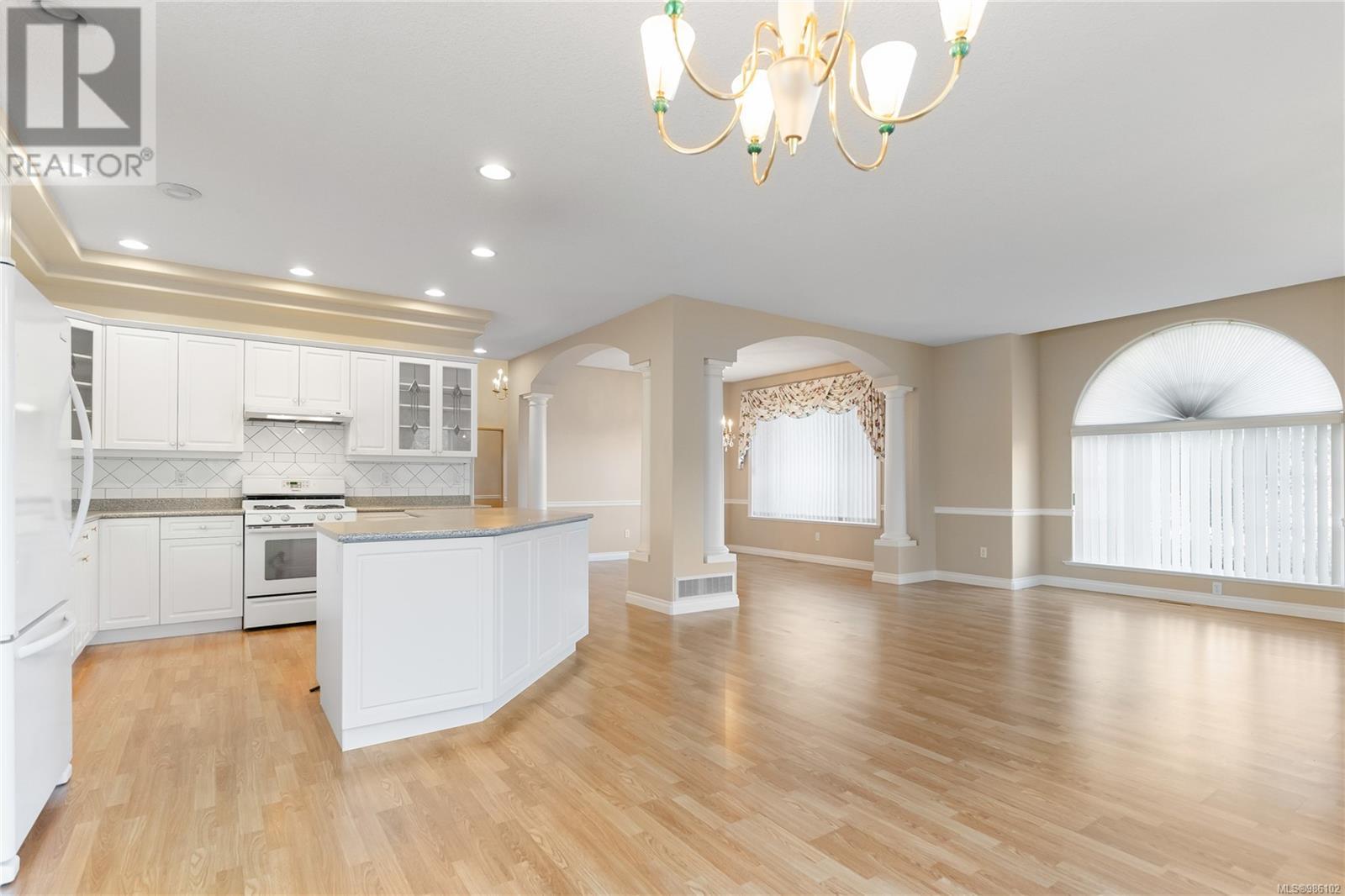 6954 Seaside Terr, Lantzville, British Columbia  V0R 2H0 - Photo 42 - 986102