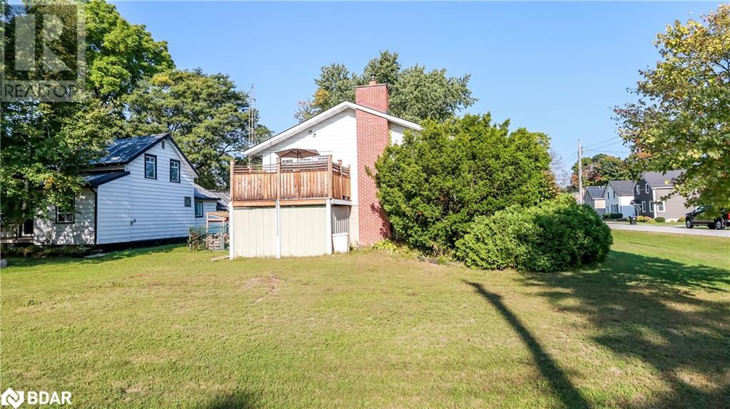 Property at 250 SUPERIOR Street image 3