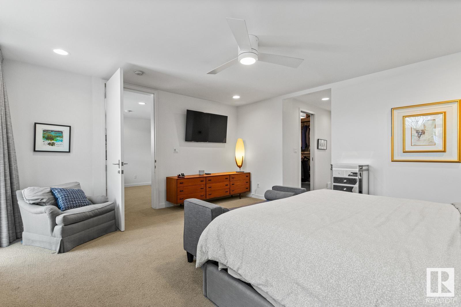 Property at 9739 145 ST NW image 3