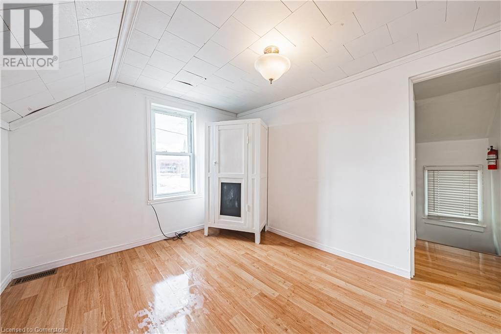 20 York Street, Welland, Ontario  L3B 4A6 - Photo 24 - 40695247