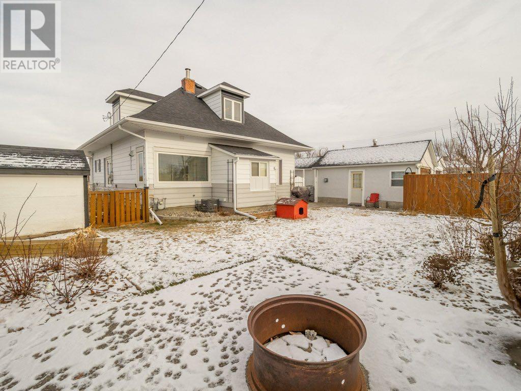 404 22nd Street, Fort Macleod, Alberta  T0L 0Z0 - Photo 36 - A2188375