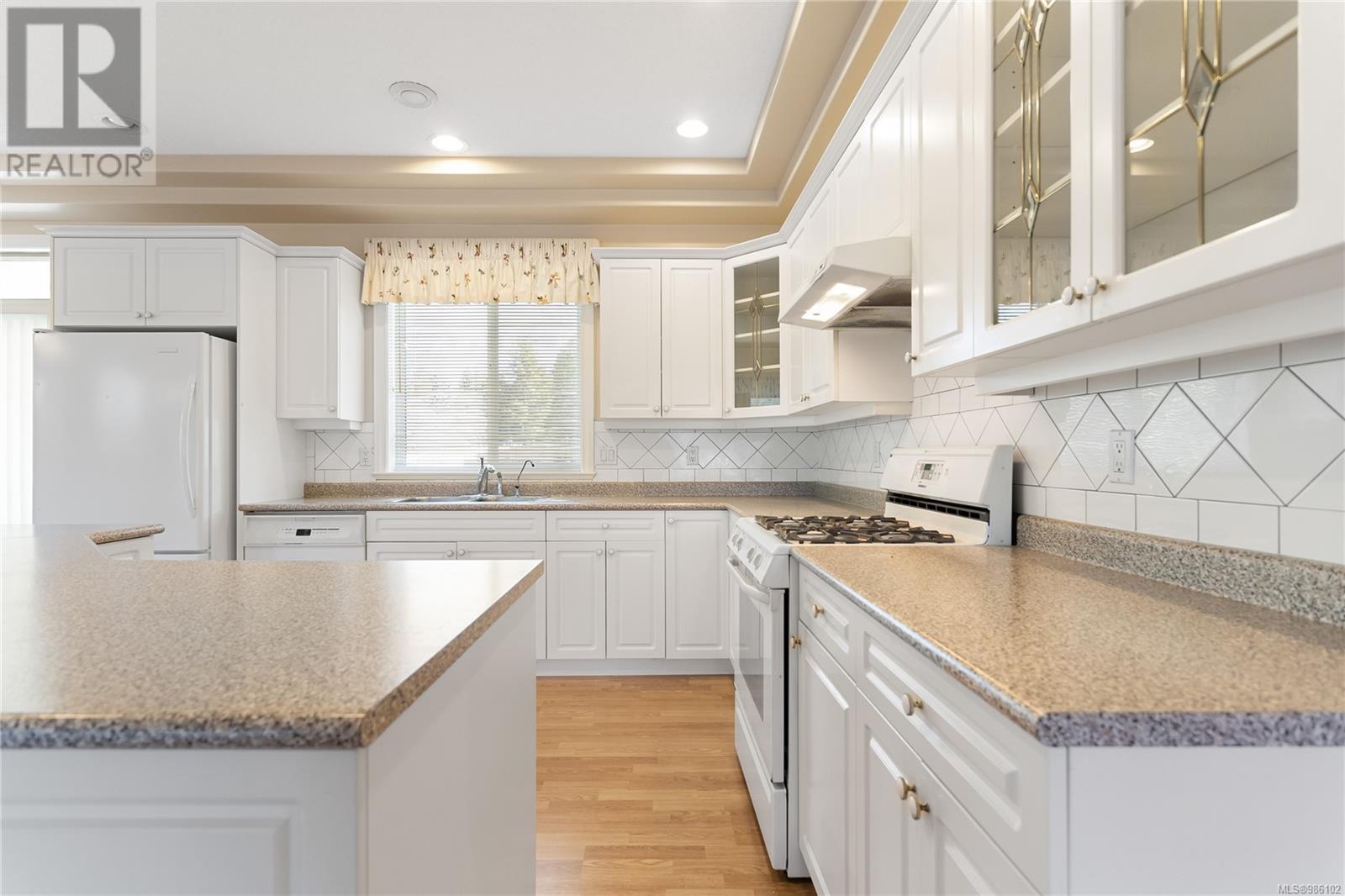Property at 6954 Seaside Terr image 3