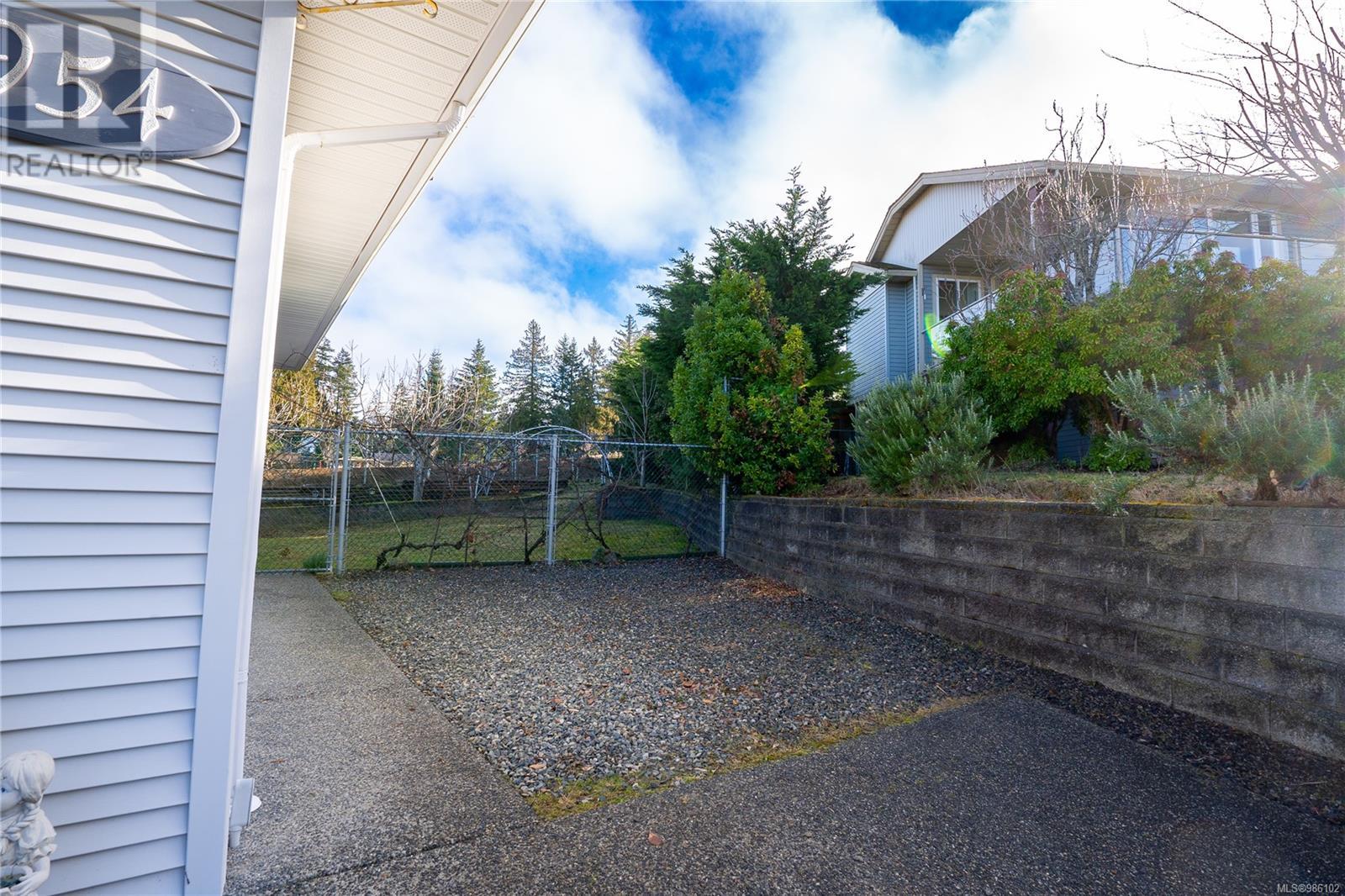 6954 Seaside Terr, Lantzville, British Columbia  V0R 2H0 - Photo 26 - 986102