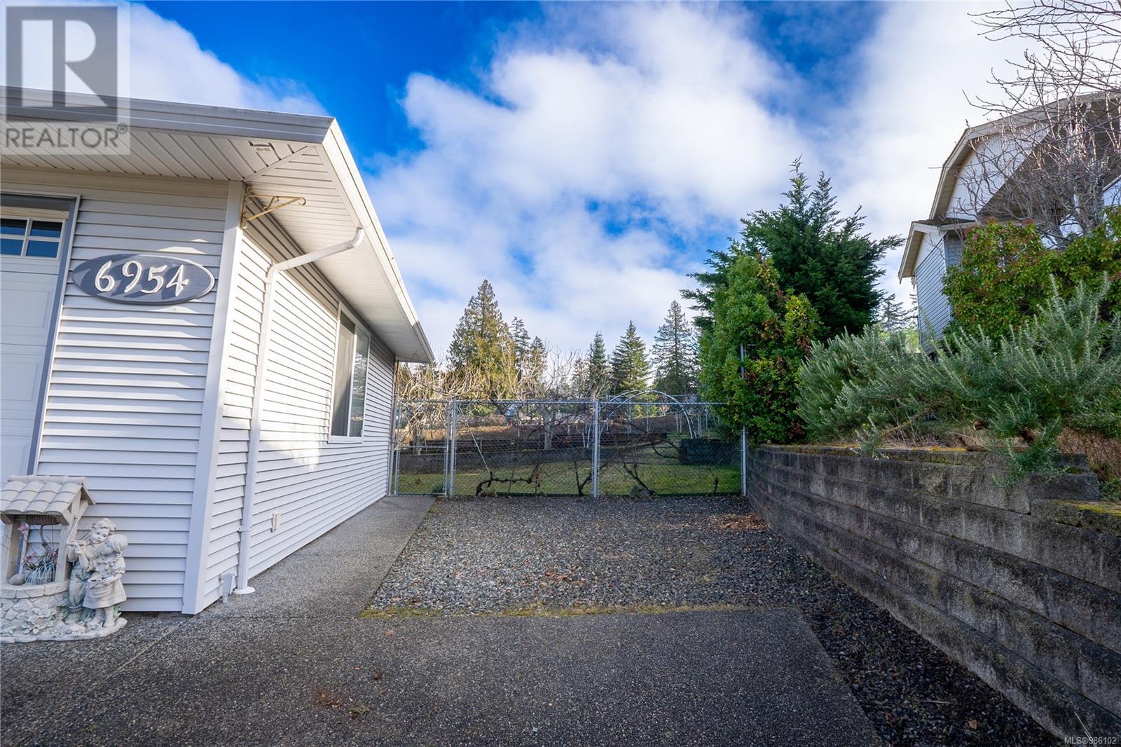 6954 Seaside Terr, Lantzville, British Columbia  V0R 2H0 - Photo 25 - 986102