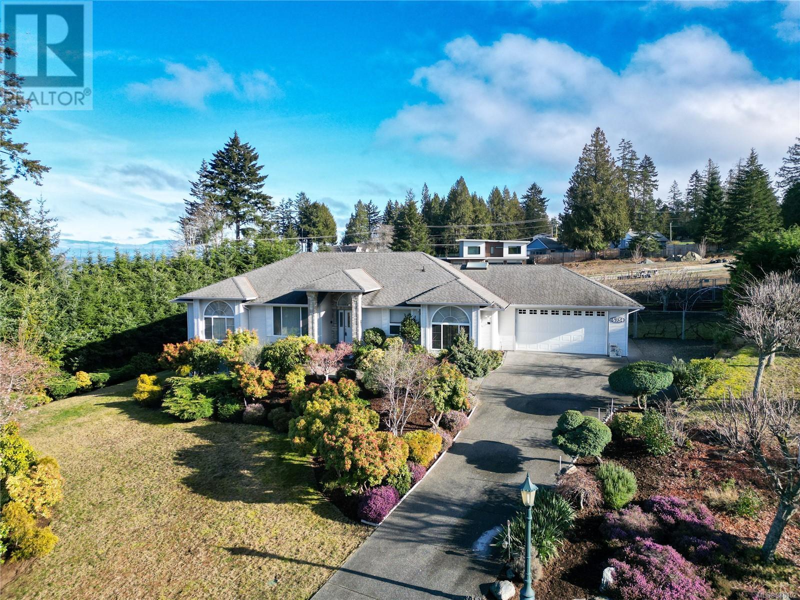 6954 Seaside Terr, Lantzville, British Columbia  V0R 2H0 - Photo 1 - 986102