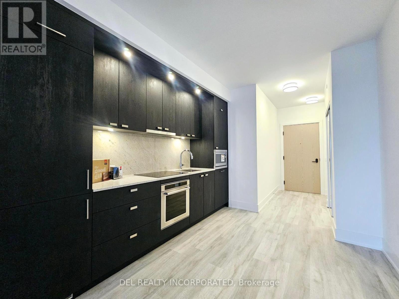 1407 - 10 Inn On The Park Drive, Toronto (Banbury-Don Mills), Ontario  M3C 0P9 - Photo 3 - C11951082