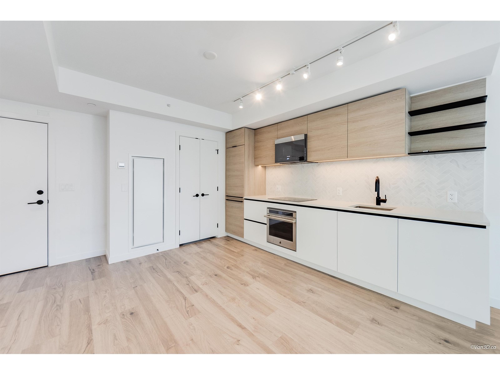 1307 10448 University Drive, Surrey, British Columbia  V3T 0S7 - Photo 6 - R2961651