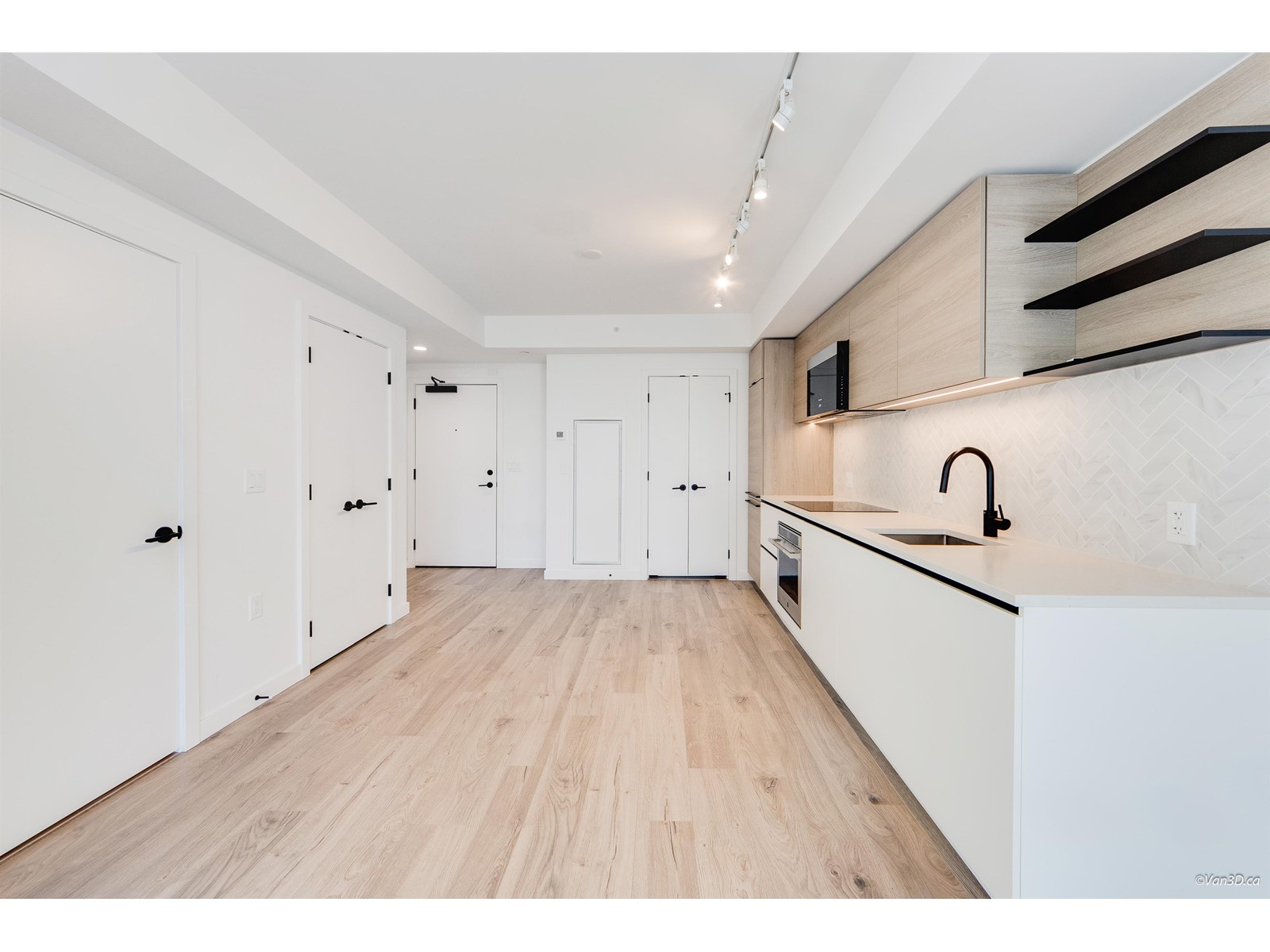 1307 10448 University Drive, Surrey, British Columbia  V3T 0S7 - Photo 8 - R2961651
