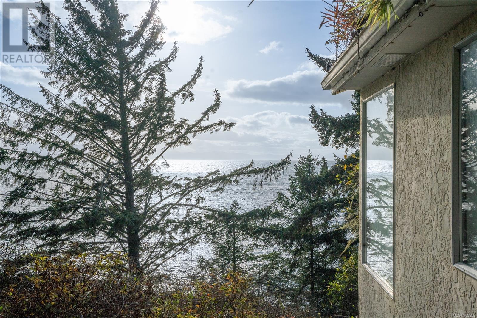 8519 West Coast Rd, Sooke, British Columbia  V9Z 1H2 - Photo 11 - 985556